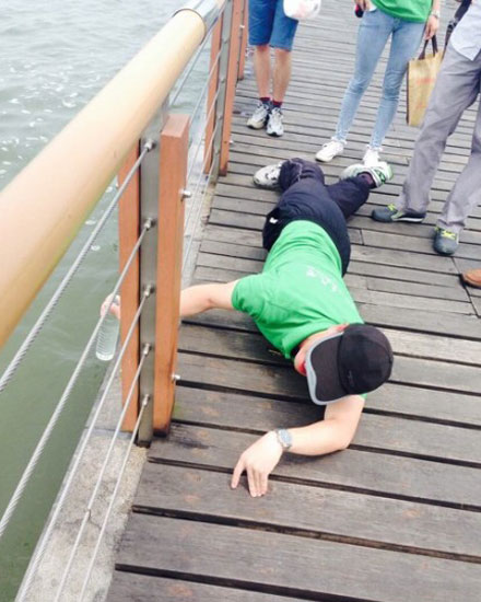 �Ϸʹ��I(y��)��W��ĸ�H�����������`�F�꠆T��ɼ����@ˮ��ſ�ڵ�����