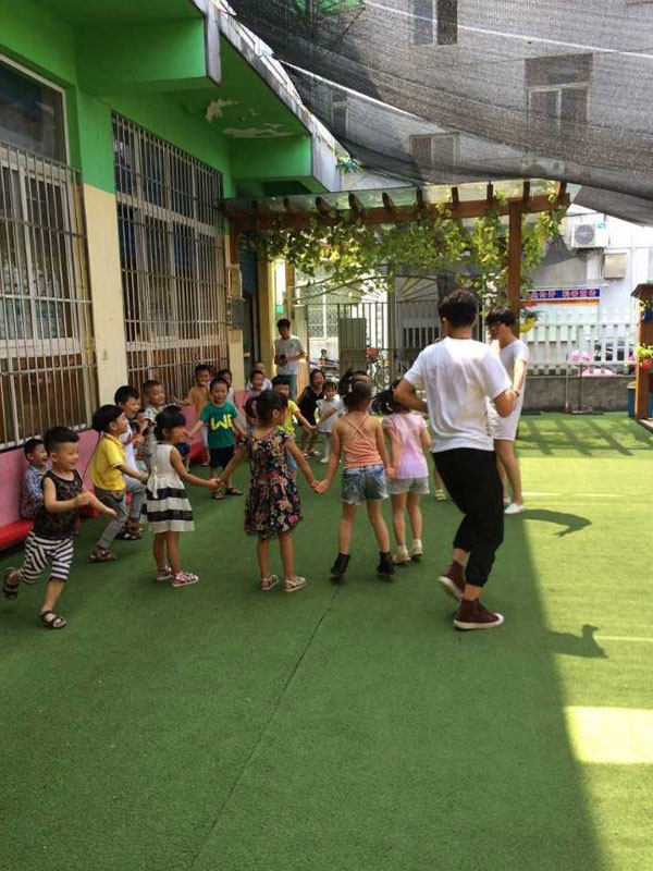 ־Ը�ߞ��а�С���т�����һ��(ji��)���ӻ���w���Α��n��