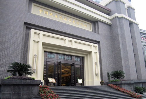 ��ǰ��������W(w��ng)ӛ�ߺ͏���Փ���W(w��ng)�ѽM�ɵġ����Қvʷӛ�����ѿ���(zh��n)Ӣ�ҡ���ӣ��ؑcվ��С����������Ї������h�ɚvʷ����^���^��