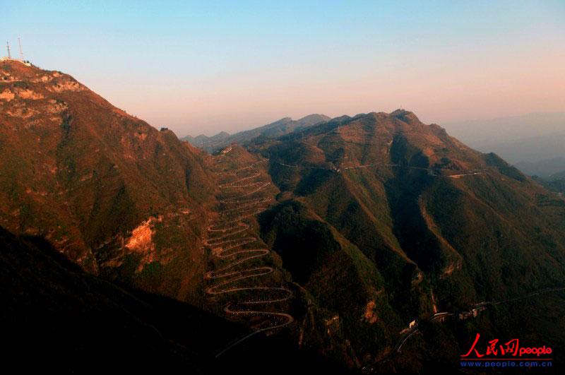 ��¡��24���ա�֮������ꐁ��֔zӰ��