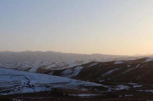 11����Ѯ�Ĵ���ɽ�ѱ��}�}��ѩ���w������� �z��