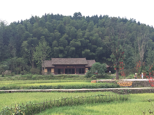 �Ї��һ�Դ���^(q��)����@�����cɽˮ��Ȼһ�w��